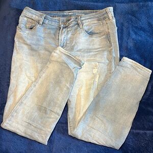 NWOT Old Navy Rockstar Regular, Mid-Rise Light Blue Jeans.
